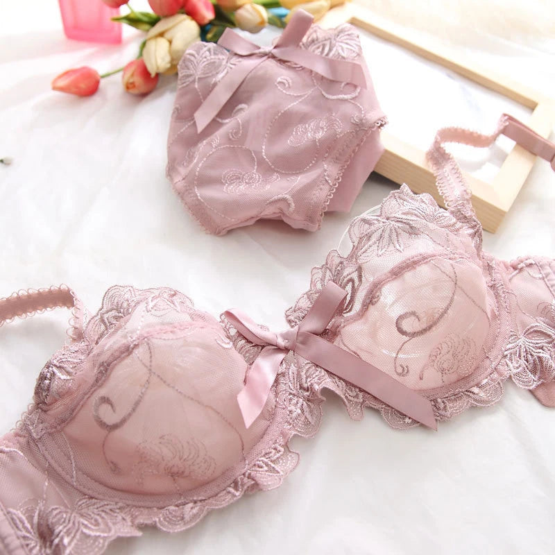 Lingerie dentelle transparente ensemble deux pièces Quintessence