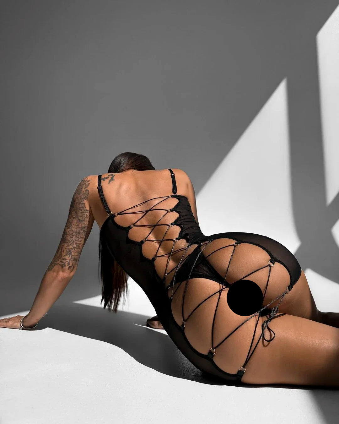 Lingerie sexy robe transparente dos lacé avec string Voile de nuit