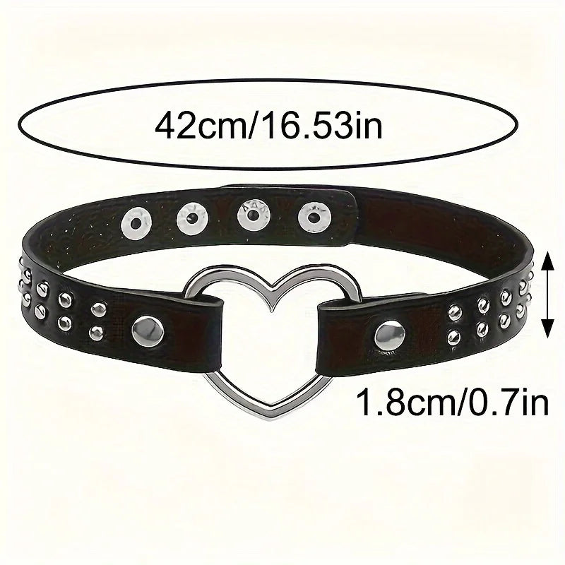 Collier punk gothique imitation cuir noir avec coeur et rivets inox