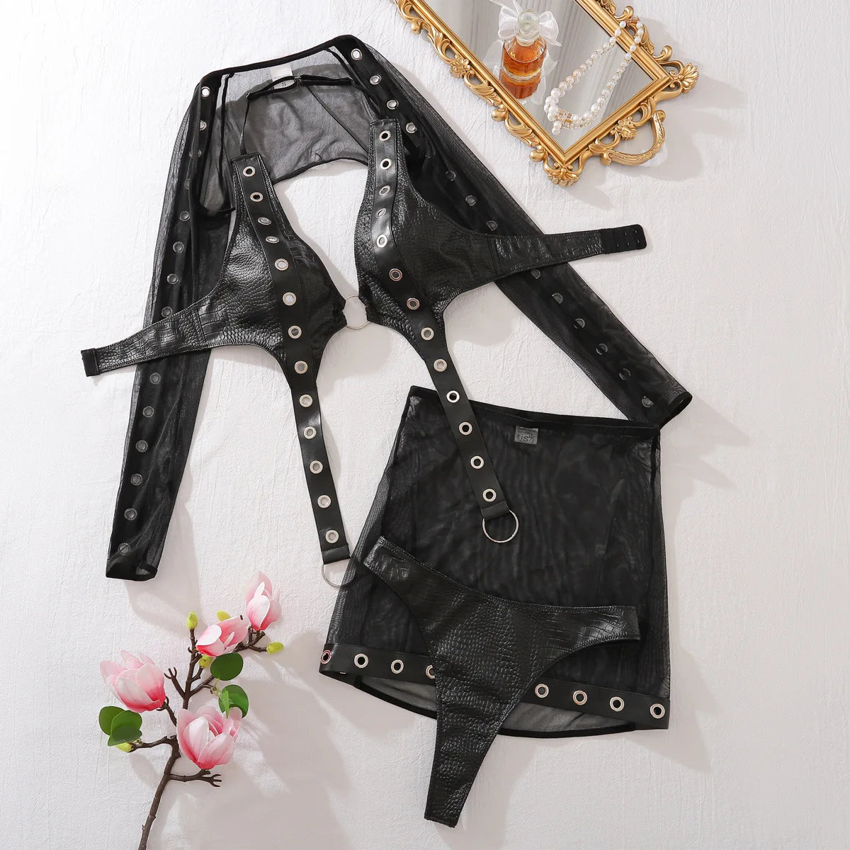 Lingerie noire transparente simili cuir string jupe soutien-gorge caraco Behind