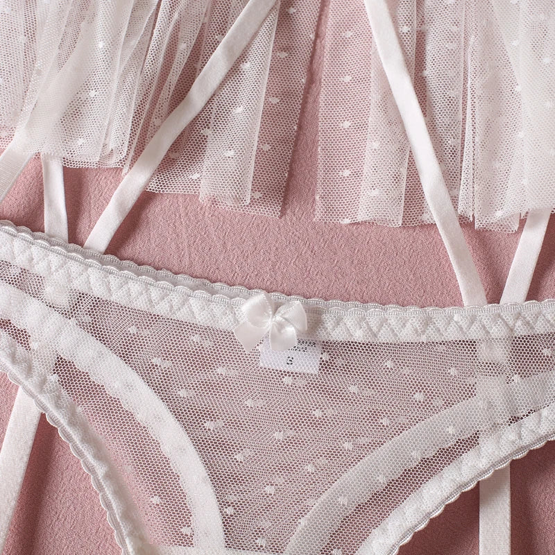 Ensemble de lingerie transparent à pois blanc ou noir trois pièces Sculpture