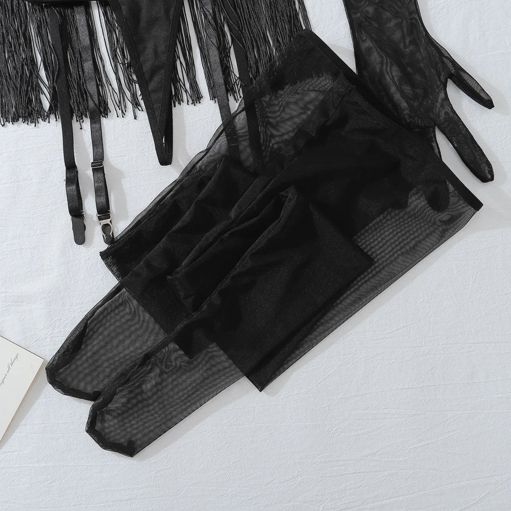 Ensemble lingerie 6 pièces à franges seins nus gants collants porte-jarretelles Millésime